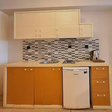 Taksim Square1br 02 Apartment